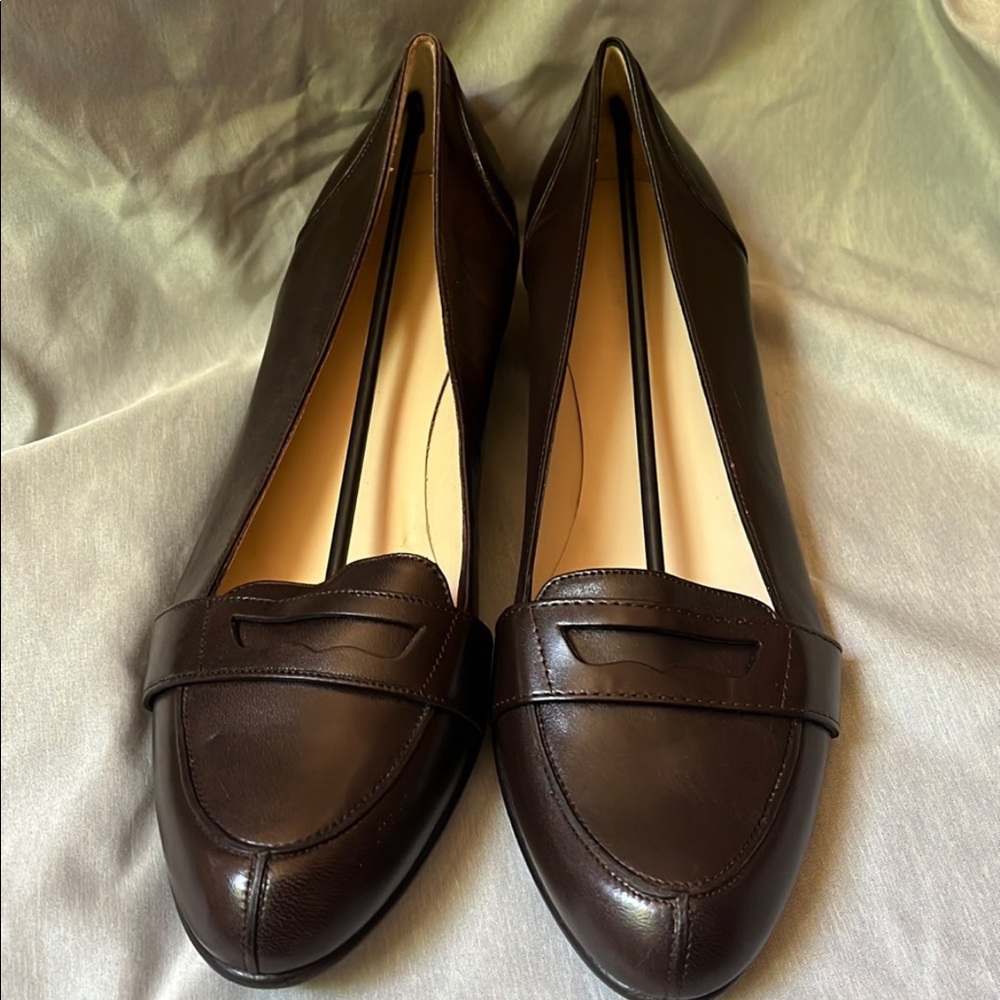 Gucci Chocolate Brown Calf Leather Kitten Heel Loafer size 9